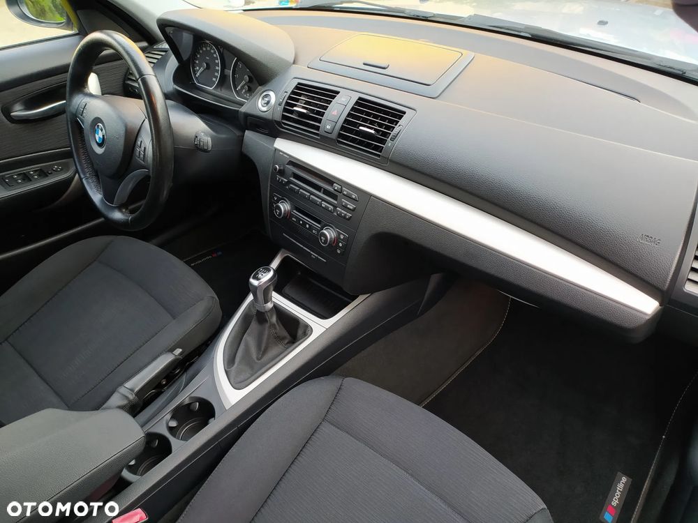 BMW Seria 1 116i Edition Sport - 32