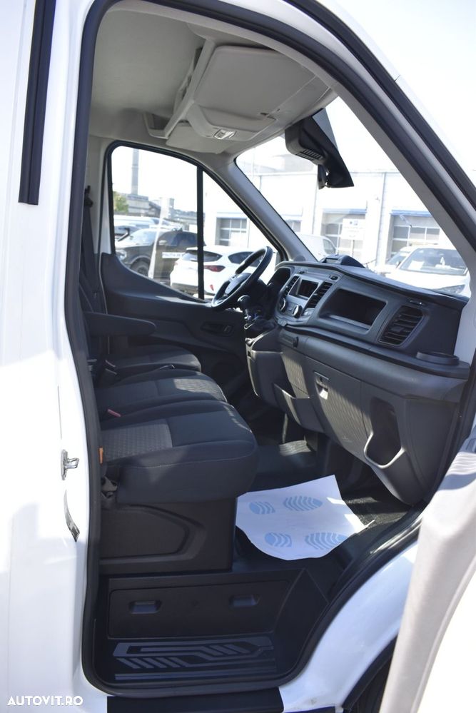 Ford Transit - 31