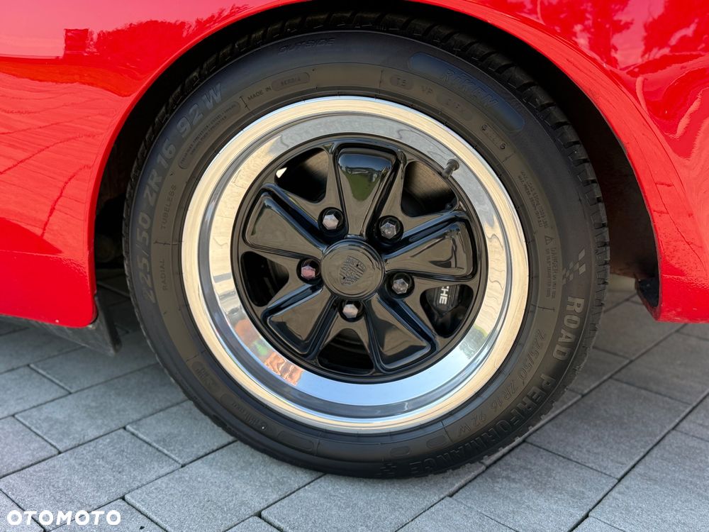 Porsche 944 - 4