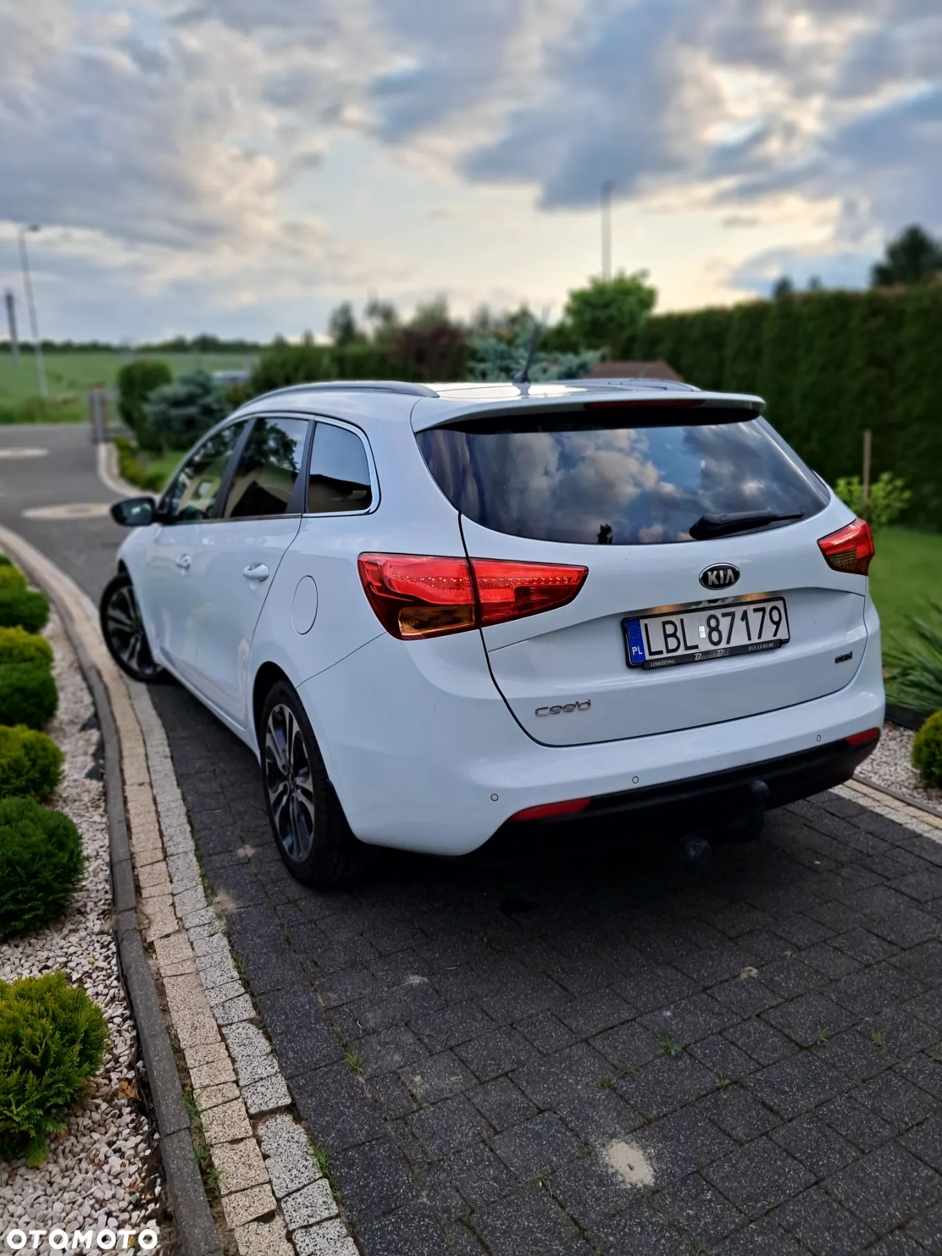 Kia Ceed Cee'd 1.6 CRDi Business Line - 4