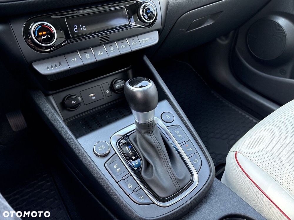 Hyundai Kona 1.6 T-GDI Premium 4WD DCT - 23