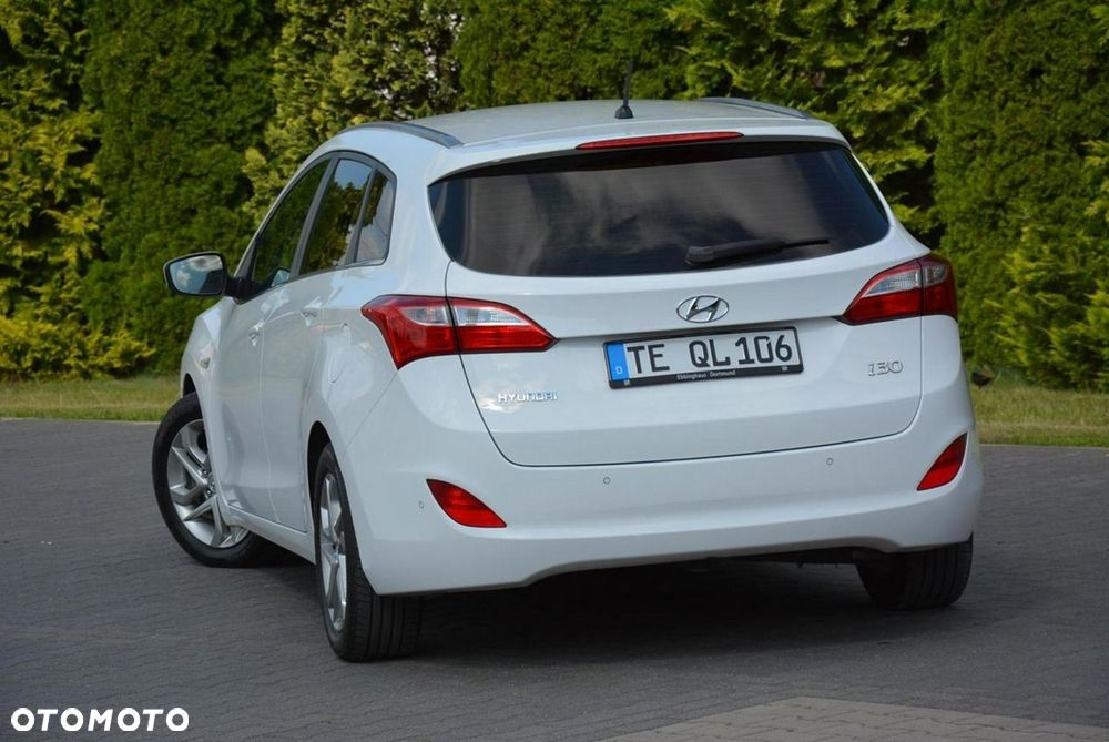 Hyundai i30 1.4 Comfort - 13