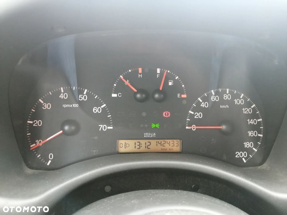 Fiat Punto 1.2 16V Dynamic - 12