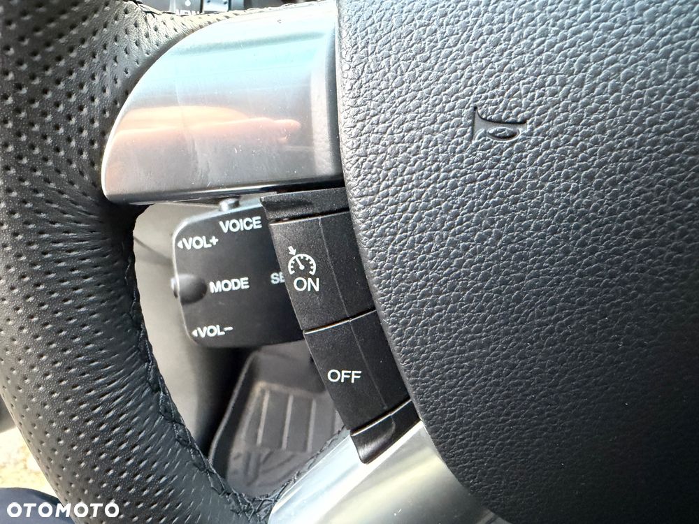 Ford Kuga - 13