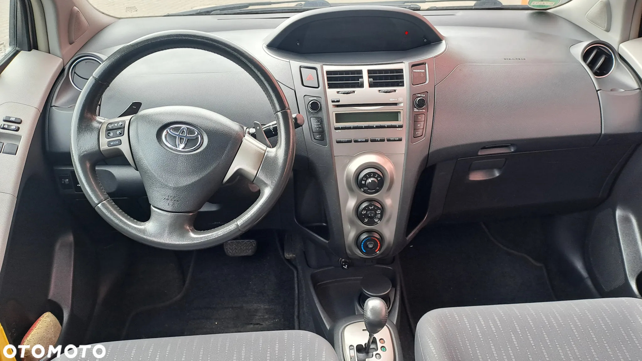 Toyota Yaris 1.33 Sol MM - 6