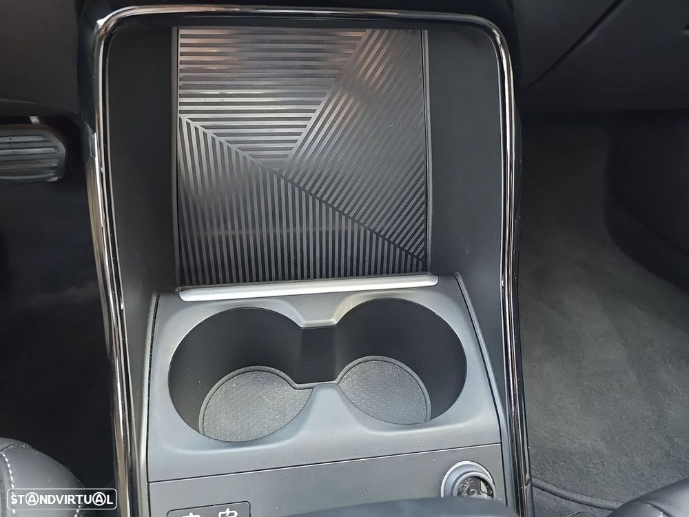 BMW iX2 eDrive20 - 29