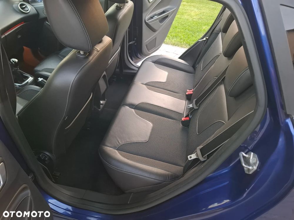 Ford Fiesta - 18