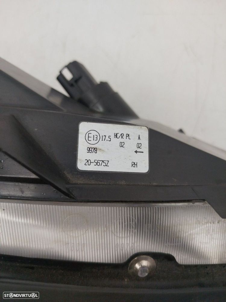 Farol/ Otica Dianteiro Dto Ford Focus I Carrinha (Dnw) - 2