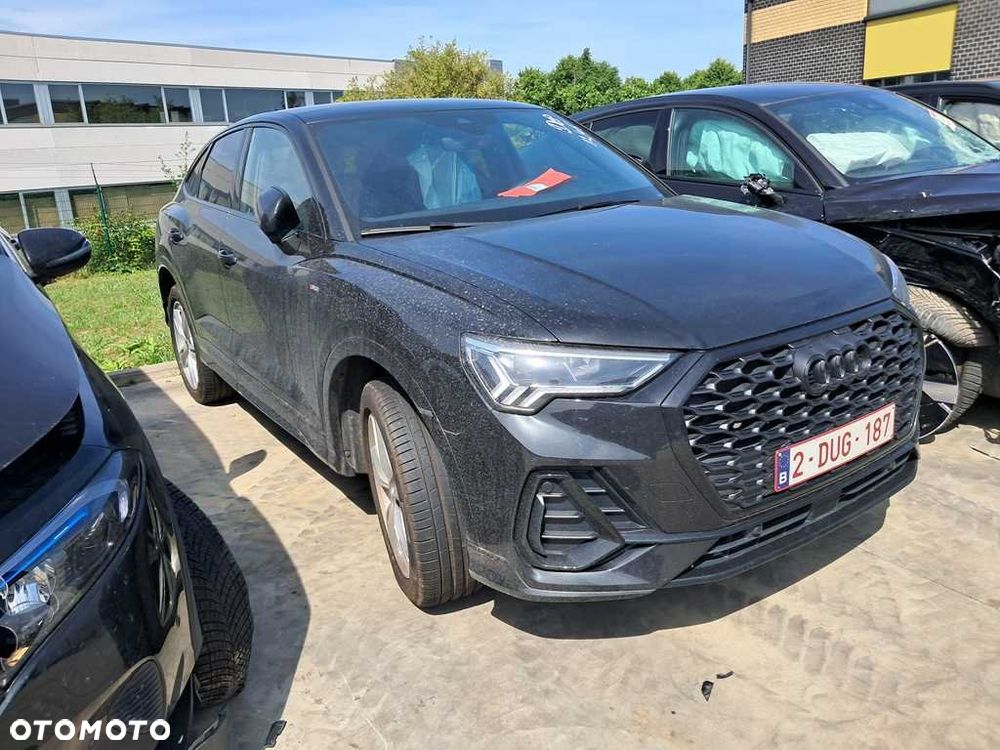 Audi Q3 - 1
