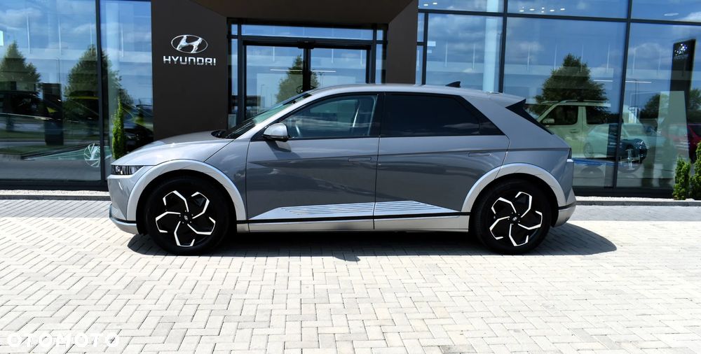 Hyundai IONIQ - 2