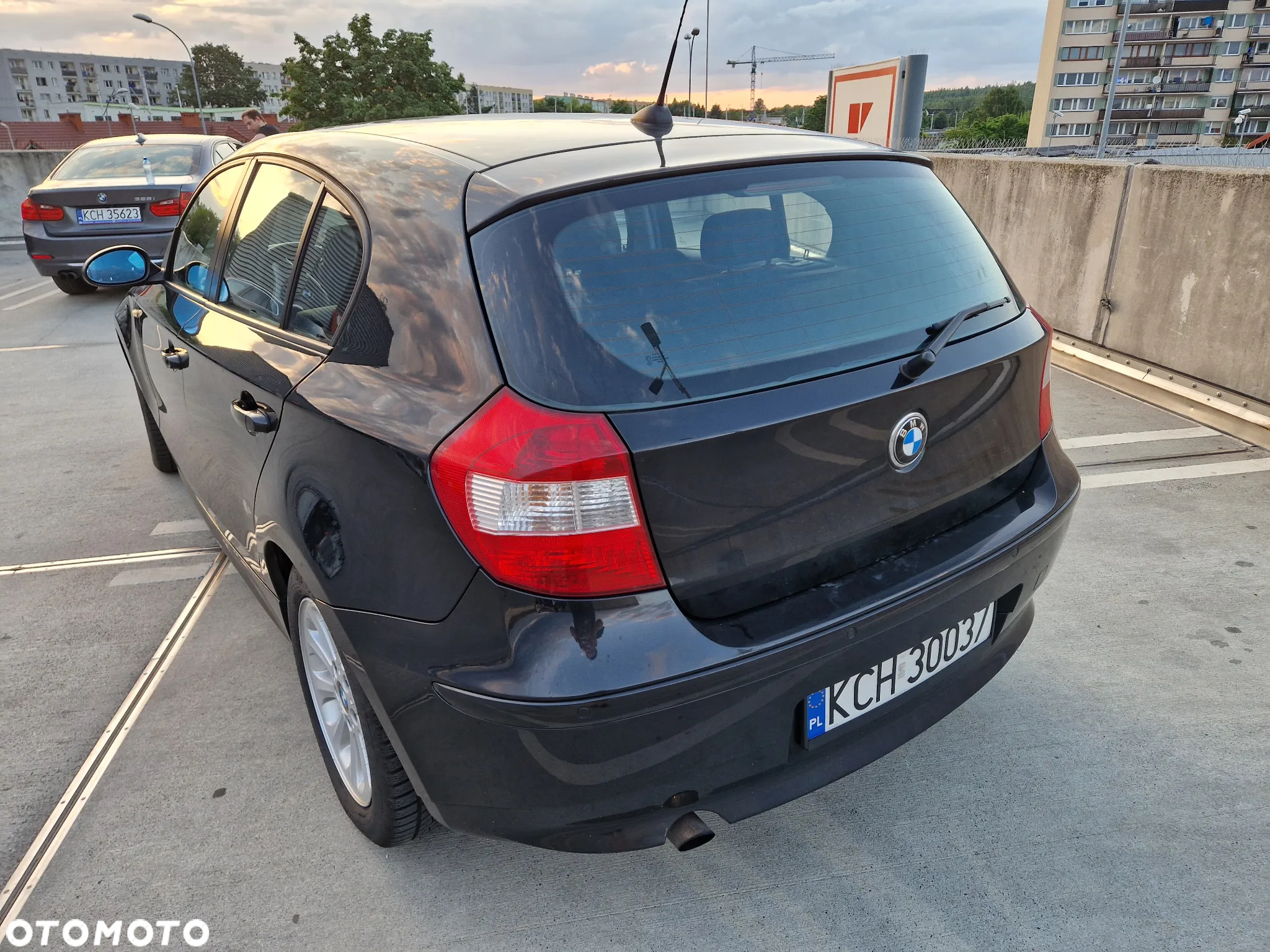 BMW Seria 1 120i - 8