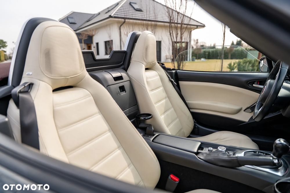 Fiat 124 Spider - 15