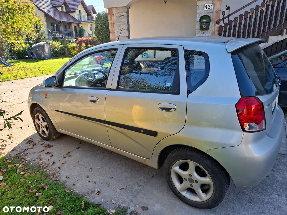 Daewoo Kalos 2004 photo 2