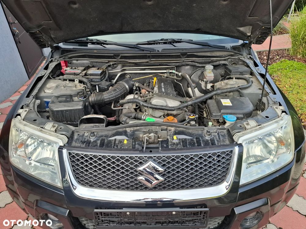 Suzuki Grand Vitara 1.6 Comfort - 22