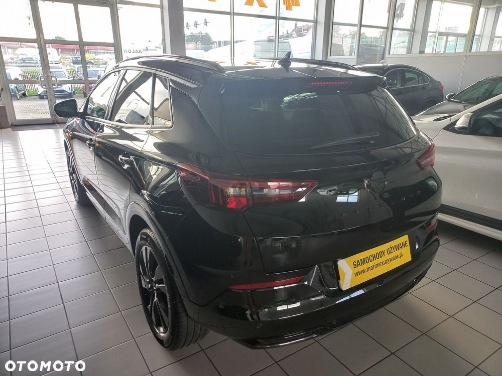 Opel Grandland 1.2 T GS Line S&S - 4