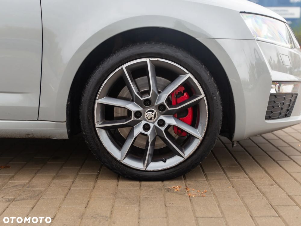 Skoda Octavia 2.0 TDI (Green tec) RS - 9
