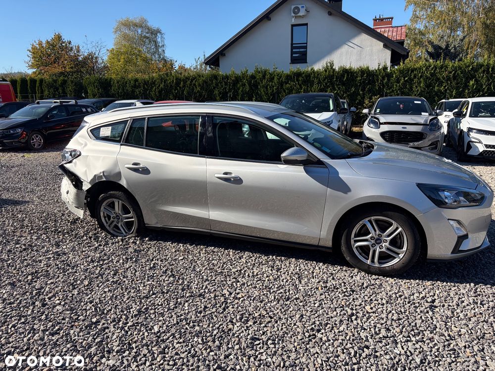 Ford Focus 1.5 EcoBlue Start-Stopp-System COOL&CONNECT - 6