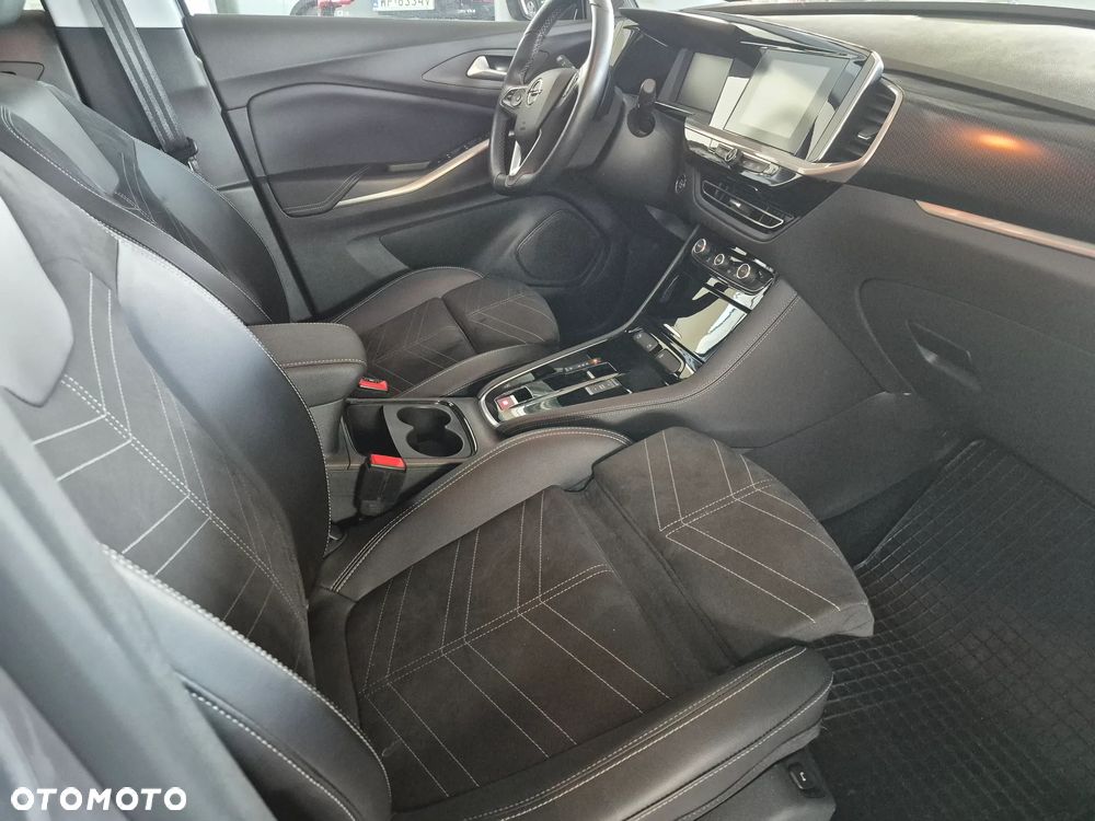 Opel Grandland X 1.2 T GPF Design Line S&S - 8