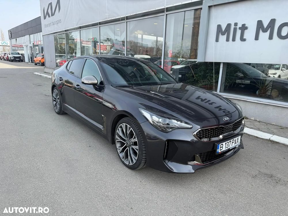 Kia Stinger 2.0 T-GDI RWD GT Line - 6