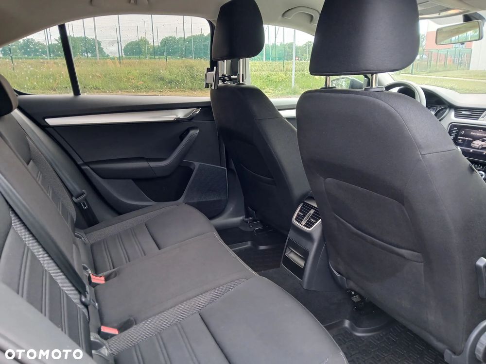 Skoda Octavia 1.5 TSI ACT Ambition - 16