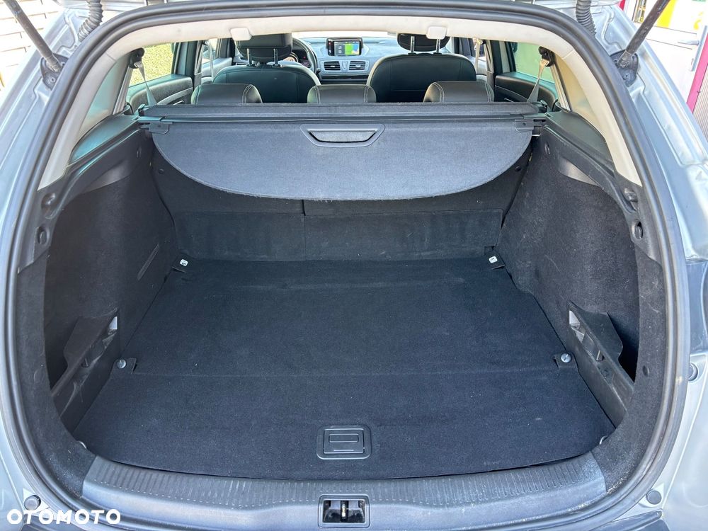 Renault Megane ENERGY TCe 130 BOSE EDITION - 29