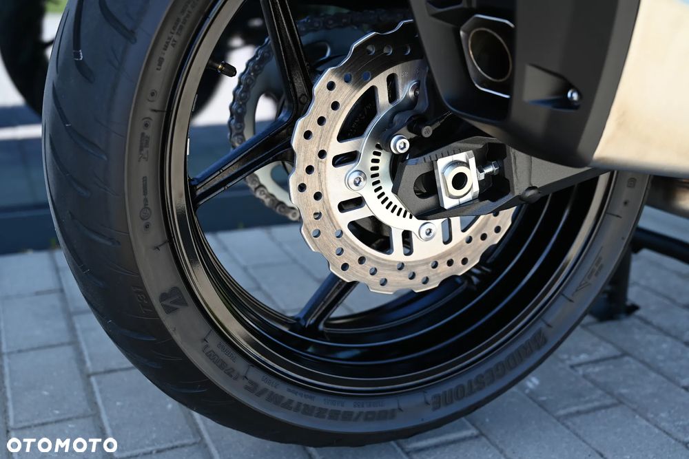 Kawasaki Versys 1000 - 18