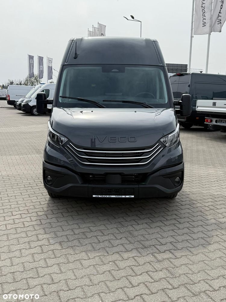 Iveco SPECJALNA CENA – ostatnie sztuki !!! AUTOMAT 7 OSOBOWE MAX DŁUGIE - ZABUDOWA W CENIE - 4
