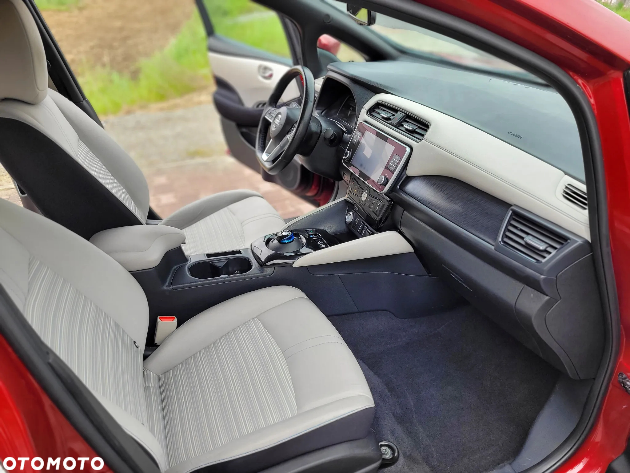 Nissan Leaf 62 kWh e+ N-Connecta - 24