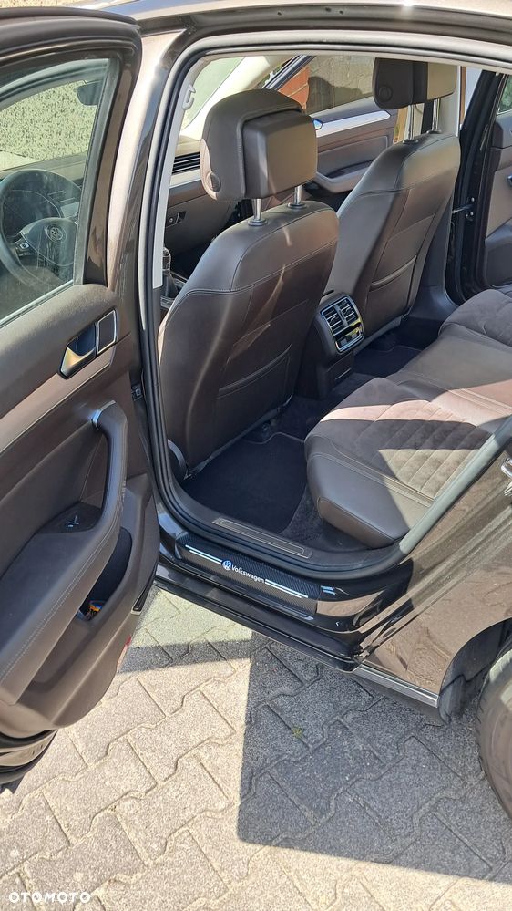 Volkswagen Passat 1.8 TSI BMT Highline - 18