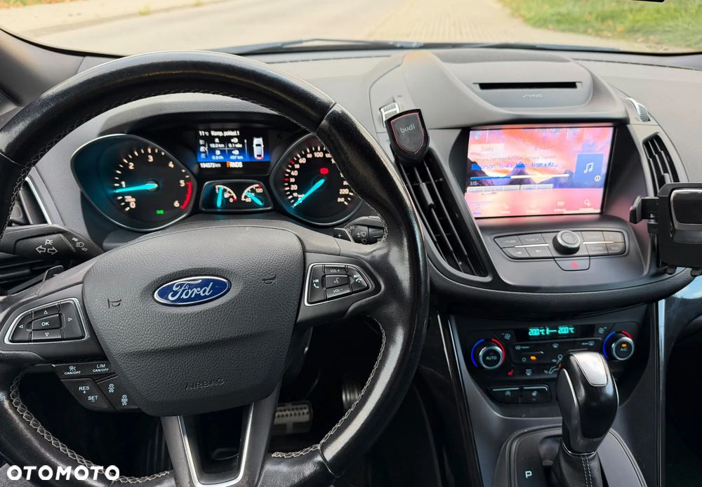 Ford Kuga 2.0 TDCi AWD ST-Line - 19