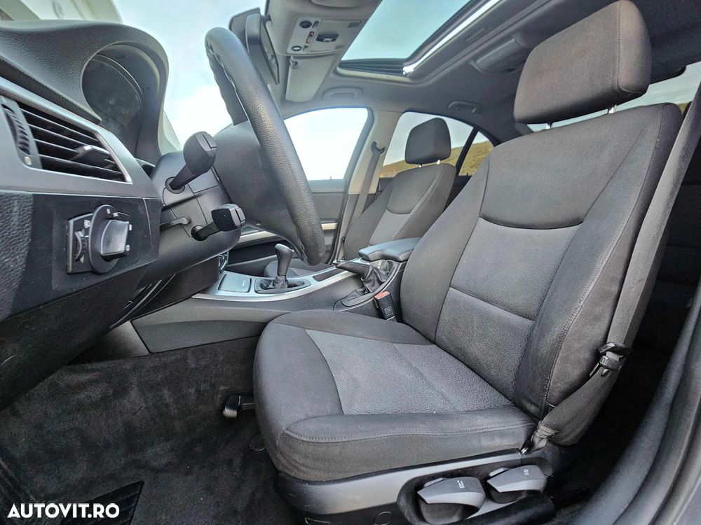 BMW Seria 3 320d DPF - 24