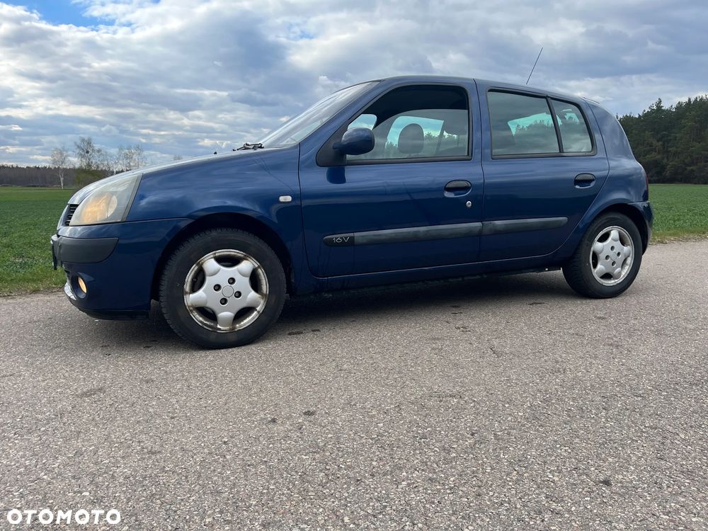 Renault Clio - 2