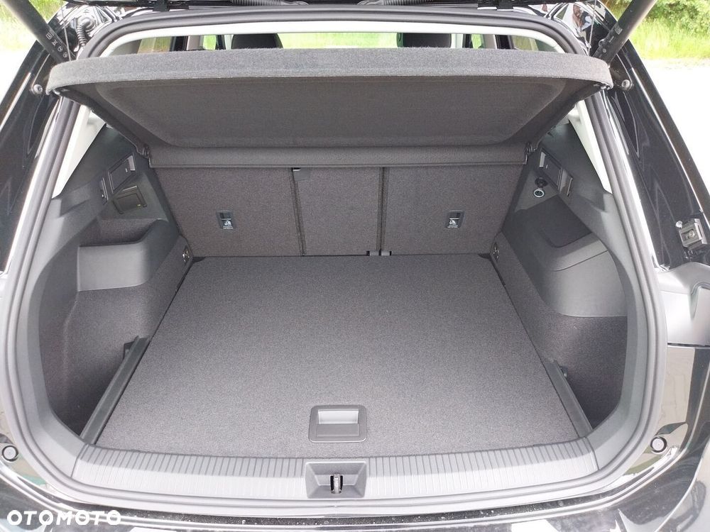 Volkswagen Tiguan - 10