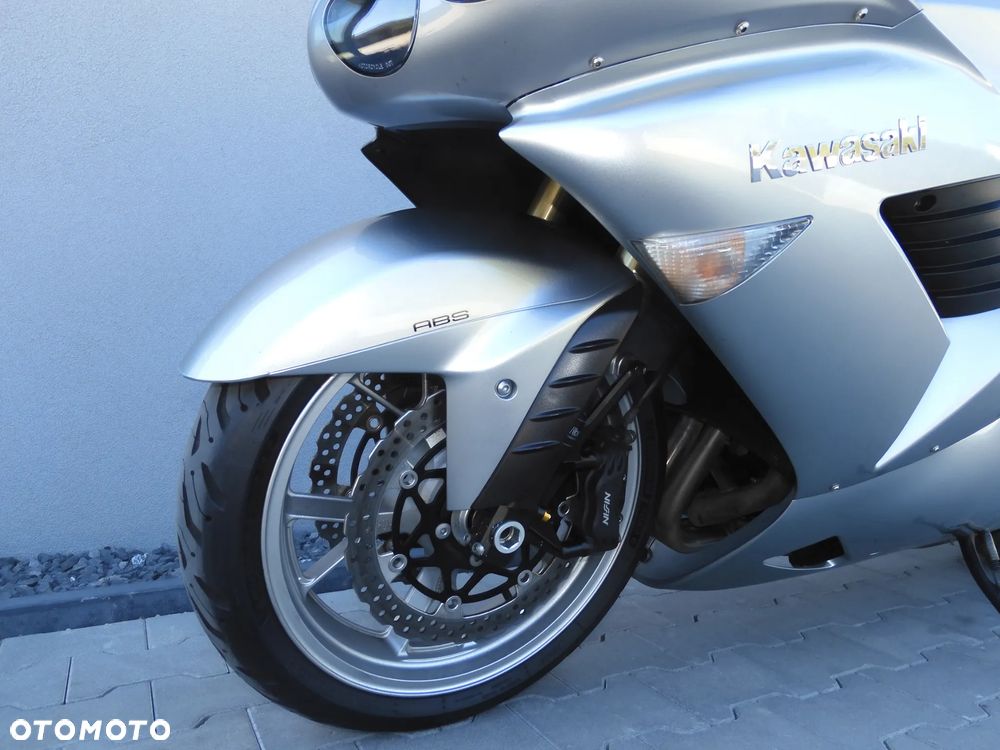 Kawasaki ZZR - 26