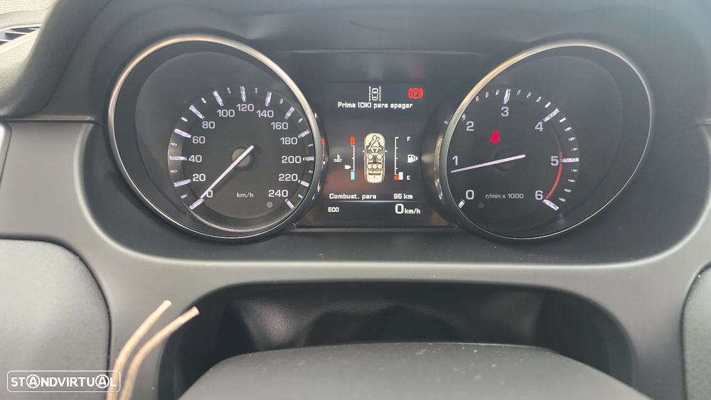 Land Rover Discovery Sport TD4 HSE - 31