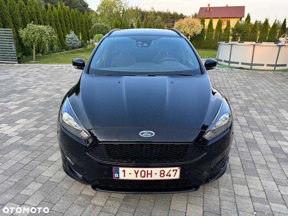Ford Focus 1.0 EcoBoost Start-Stopp-System ST-LINE - 2