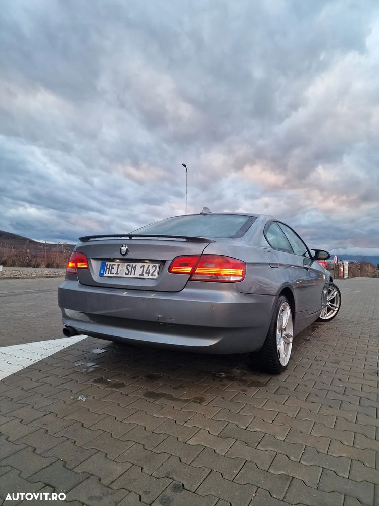 BMW Seria 3 320d DPF Aut. - 3