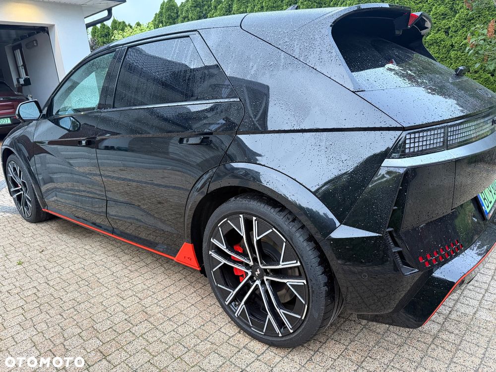 Hyundai IONIQ - 20