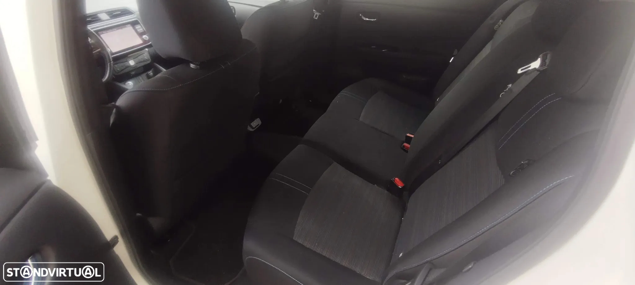 Nissan Leaf N-Connecta - 18
