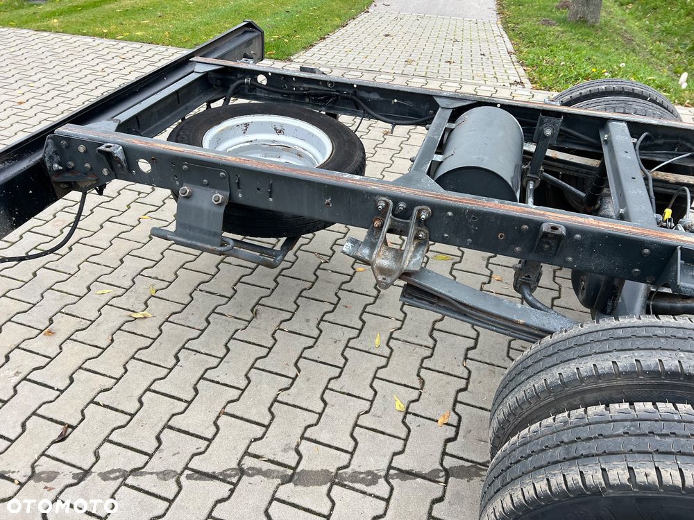 Nissan Atleon 56/35.13 - 6