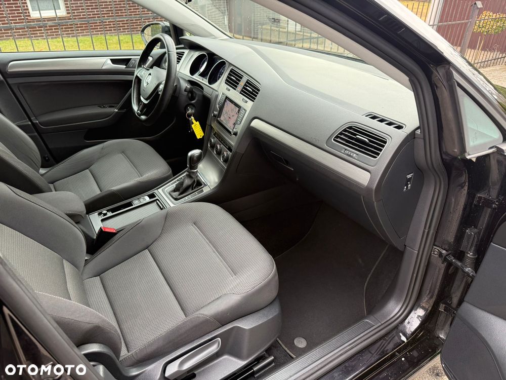 Volkswagen Golf 1.6 TDI BlueMotion Technology DSG Comfortline - 12