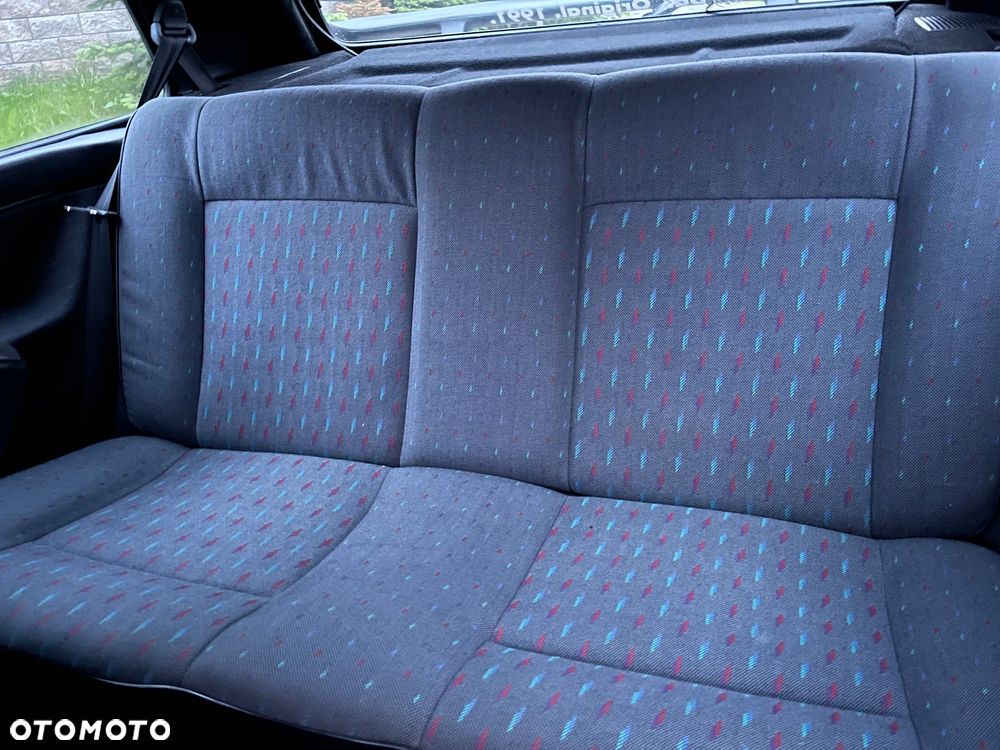 Volkswagen Golf 1.8 GT - 18