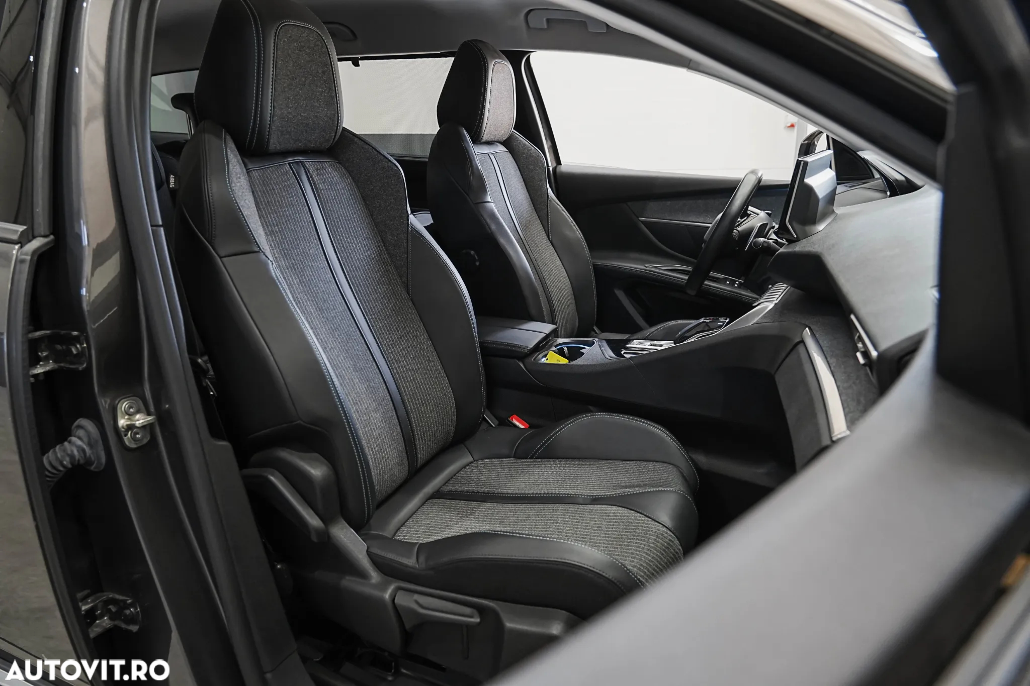 Peugeot 5008 1.5L BlueHDI EAT8 S&S Allure Pack - 8