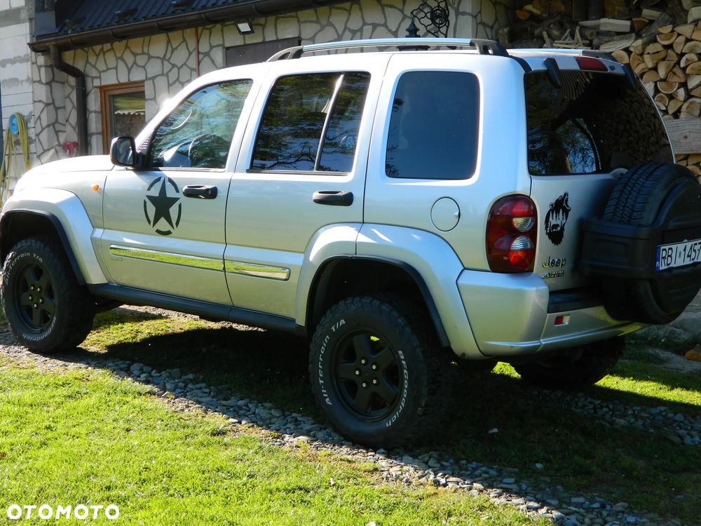 Jeep Cherokee - 19