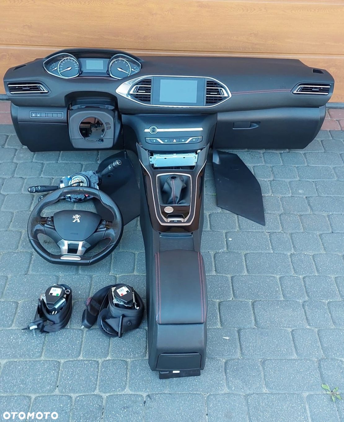 Peugeot 308 II T9 1,2 turbo GT Line 13-21r deska konsola airbagi - 1