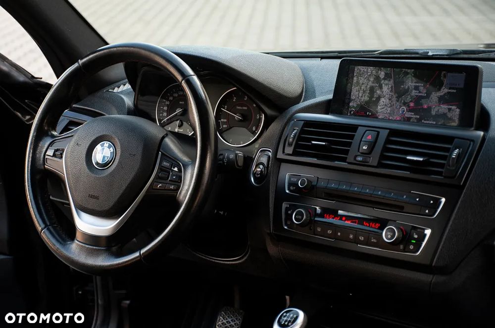BMW Seria 1 120d Sport Line - 6