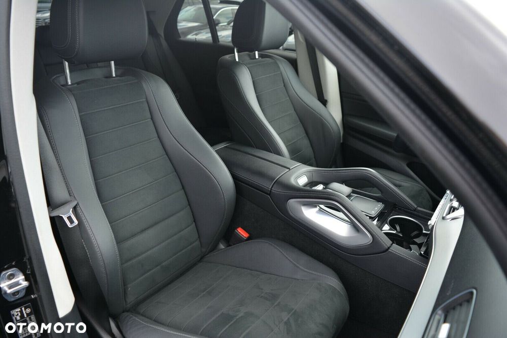 Mercedes-Benz GLE - 30