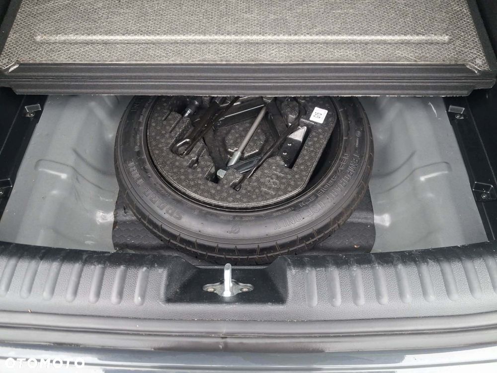 Kia XCeed 1.4 T-GDI L Business Line DCT - 16