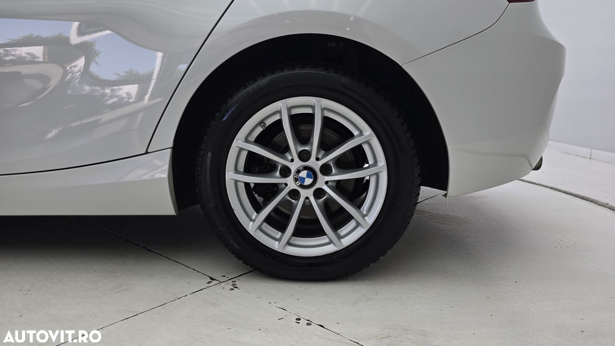 BMW Seria 1 - 22