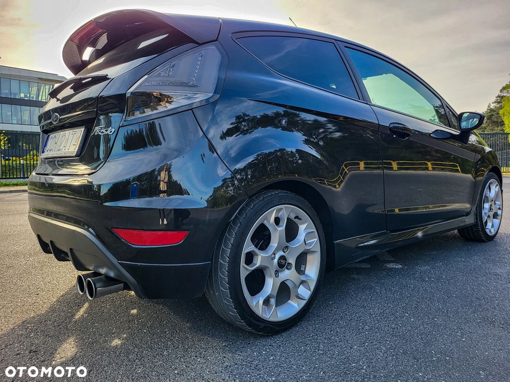 Ford Fiesta 1.6 Sport - 5